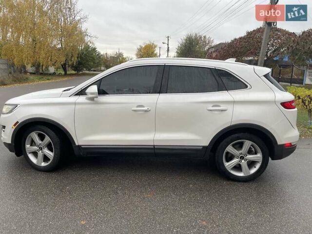 Білий Лінкольн МКС, об'ємом двигуна 2 л та пробігом 1 тис. км за 16000 $, фото 6 на Automoto.ua