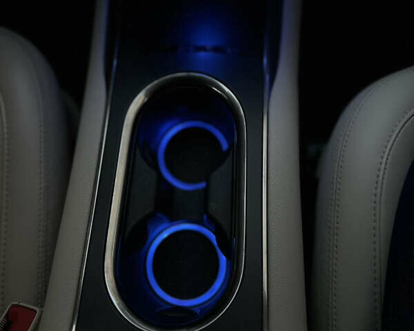 Білий Лінкольн МКС, об'ємом двигуна 2.26 л та пробігом 126 тис. км за 15200 $, фото 37 на Automoto.ua