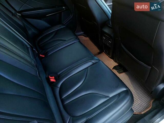 Белый Линкольн МКС, объемом двигателя 2 л и пробегом 128 тыс. км за 12750 $, фото 4 на Automoto.ua