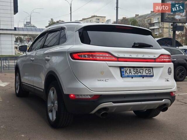 Білий Лінкольн МКС, об'ємом двигуна 2 л та пробігом 170 тис. км за 12500 $, фото 1 на Automoto.ua