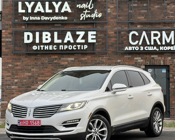 Белый Линкольн МКС, объемом двигателя 2 л и пробегом 171 тыс. км за 12500 $, фото 16 на Automoto.ua