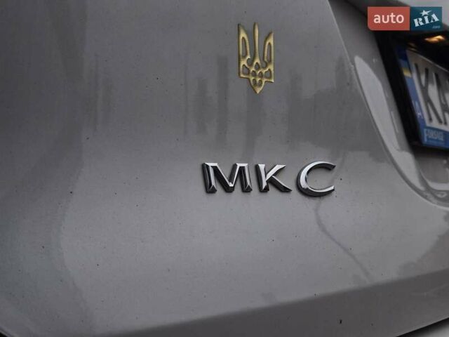Білий Лінкольн МКС, об'ємом двигуна 2 л та пробігом 170 тис. км за 12500 $, фото 23 на Automoto.ua