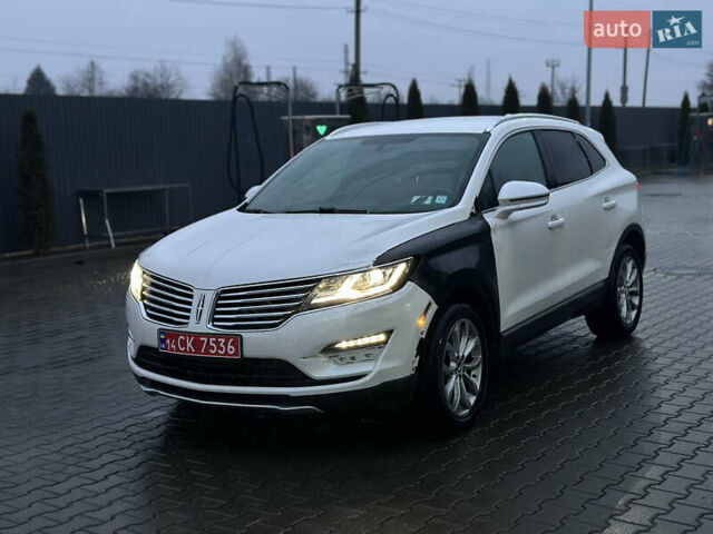 Белый Линкольн МКС, объемом двигателя 2 л и пробегом 190 тыс. км за 8200 $, фото 3 на Automoto.ua