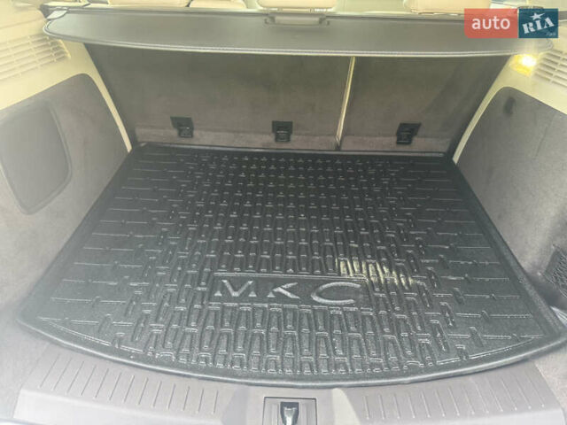 Білий Лінкольн МКС, об'ємом двигуна 2 л та пробігом 180 тис. км за 13100 $, фото 28 на Automoto.ua