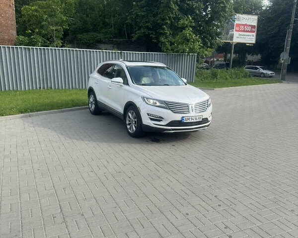 Білий Лінкольн МКС, об'ємом двигуна 2 л та пробігом 180 тис. км за 13100 $, фото 3 на Automoto.ua