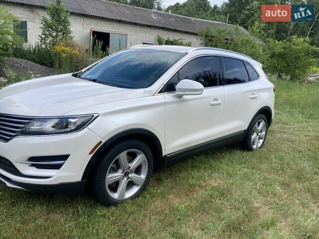 Белый Линкольн МКС, объемом двигателя 1.99 л и пробегом 191 тыс. км за 13200 $, фото 4 на Automoto.ua