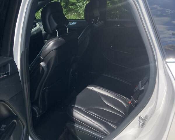 Белый Линкольн МКС, объемом двигателя 1.99 л и пробегом 191 тыс. км за 13200 $, фото 34 на Automoto.ua