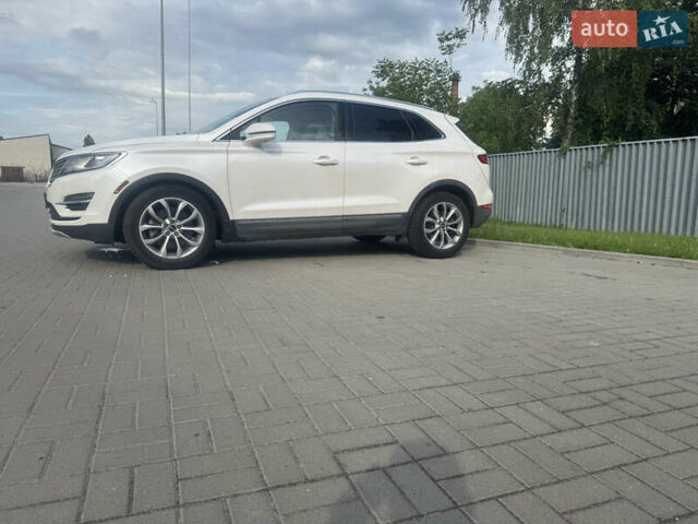 Білий Лінкольн МКС, об'ємом двигуна 2 л та пробігом 180 тис. км за 13100 $, фото 6 на Automoto.ua