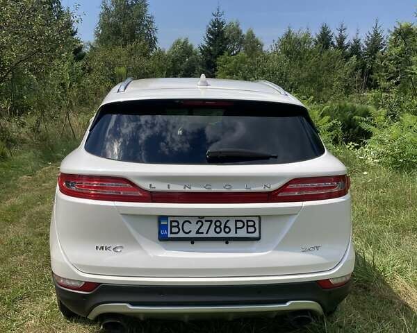Белый Линкольн МКС, объемом двигателя 1.99 л и пробегом 191 тыс. км за 13200 $, фото 14 на Automoto.ua