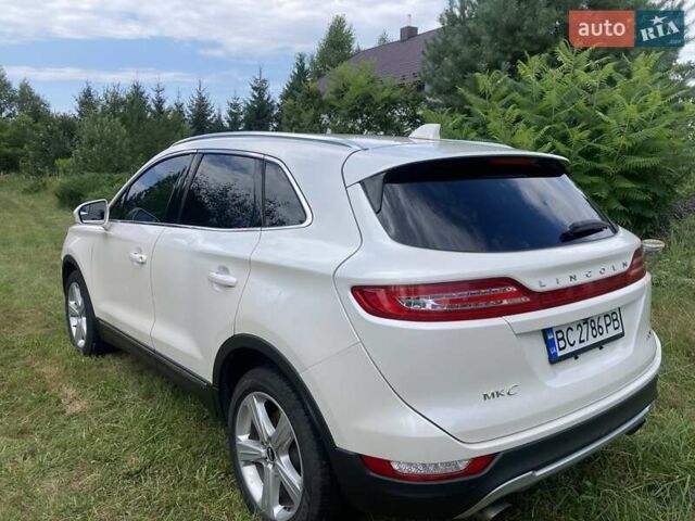 Белый Линкольн МКС, объемом двигателя 1.99 л и пробегом 191 тыс. км за 13200 $, фото 13 на Automoto.ua