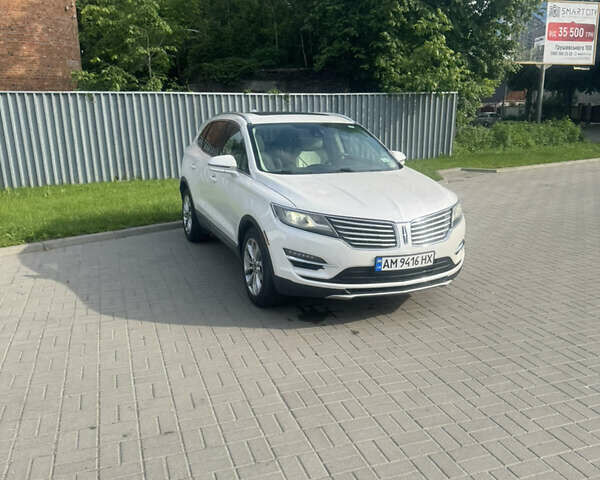 Білий Лінкольн МКС, об'ємом двигуна 2 л та пробігом 180 тис. км за 13100 $, фото 7 на Automoto.ua
