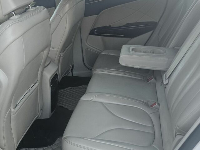 Белый Линкольн МКС, объемом двигателя 2 л и пробегом 91 тыс. км за 15499 $, фото 17 на Automoto.ua