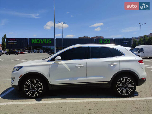 Белый Линкольн МКС, объемом двигателя 2 л и пробегом 49 тыс. км за 21000 $, фото 3 на Automoto.ua