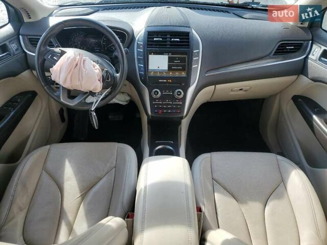 Білий Лінкольн МКС, об'ємом двигуна 0 л та пробігом 129 тис. км за 3000 $, фото 7 на Automoto.ua