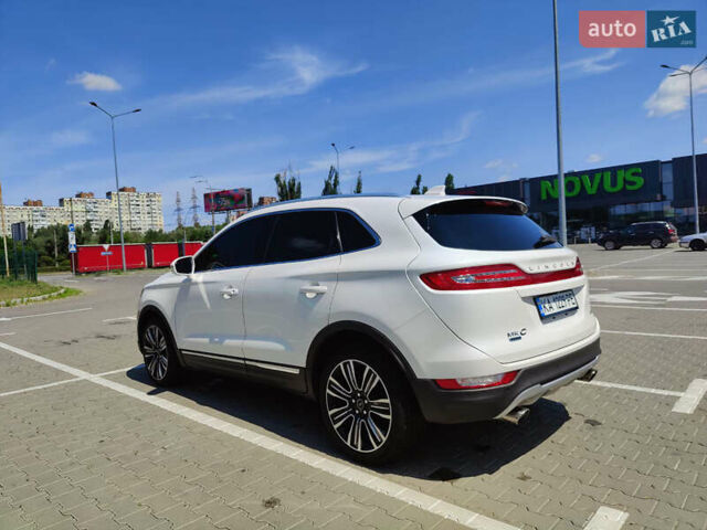 Белый Линкольн МКС, объемом двигателя 2 л и пробегом 49 тыс. км за 21000 $, фото 5 на Automoto.ua