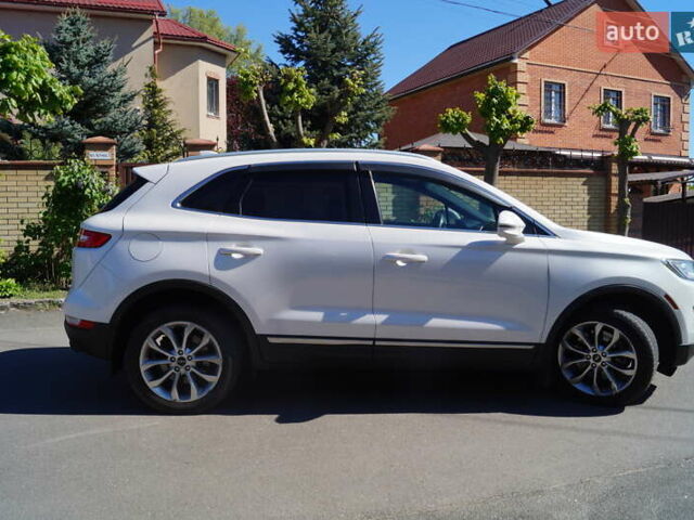 Білий Лінкольн МКС, об'ємом двигуна 2 л та пробігом 189 тис. км за 15900 $, фото 13 на Automoto.ua