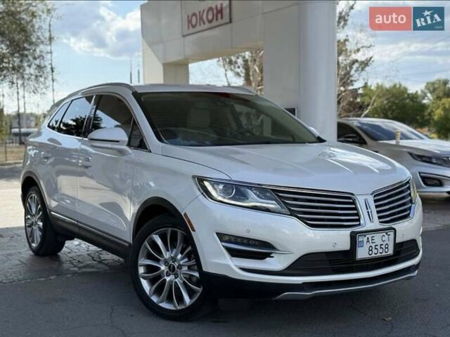Білий Лінкольн МКС, об'ємом двигуна 2 л та пробігом 53 тис. км за 17000 $, фото 3 на Automoto.ua
