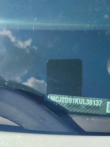 Белый Линкольн МКС, объемом двигателя 2 л и пробегом 132 тыс. км за 20500 $, фото 14 на Automoto.ua