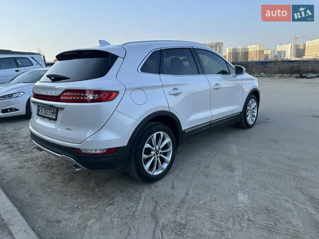 Белый Линкольн МКС, объемом двигателя 2 л и пробегом 28 тыс. км за 22500 $, фото 4 на Automoto.ua