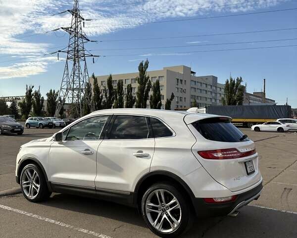Белый Линкольн МКС, объемом двигателя 2 л и пробегом 43 тыс. км за 23500 $, фото 18 на Automoto.ua