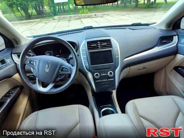 Білий Лінкольн МКС, об'ємом двигуна 2 л та пробігом 49 тис. км за 19500 $, фото 7 на Automoto.ua