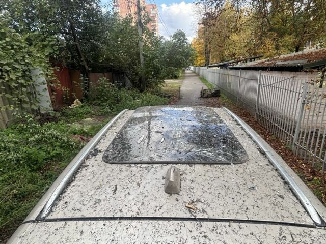 Бежевий Лінкольн МКС, об'ємом двигуна 2 л та пробігом 90 тис. км за 10000 $, фото 7 на Automoto.ua