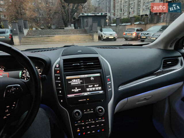 Бежевый Линкольн МКС, объемом двигателя 2.3 л и пробегом 105 тыс. км за 15600 $, фото 6 на Automoto.ua