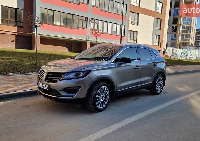 Бежевый Линкольн МКС, объемом двигателя 2 л и пробегом 75 тыс. км за 17200 $, фото 6 на Automoto.ua