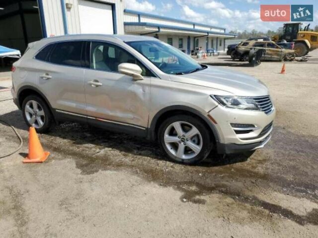 Бежевий Лінкольн МКС, об'ємом двигуна 2 л та пробігом 115 тис. км за 17500 $, фото 48 на Automoto.ua