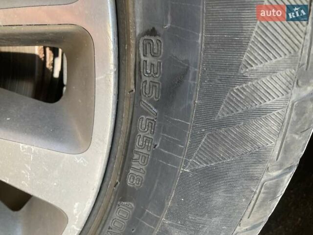 Бежевий Лінкольн МКС, об'ємом двигуна 2 л та пробігом 71 тис. км за 19000 $, фото 4 на Automoto.ua