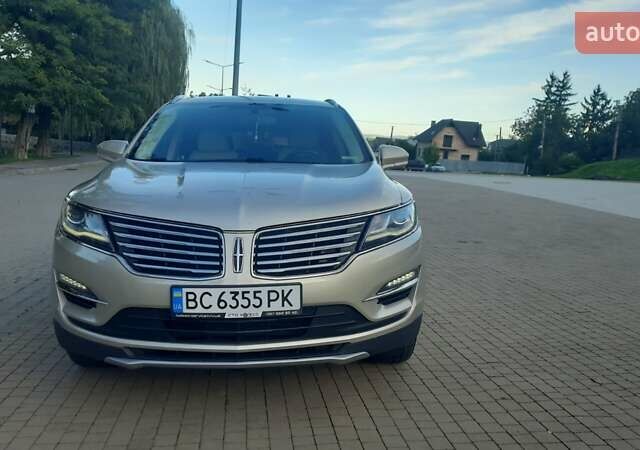 Бежевий Лінкольн МКС, об'ємом двигуна 2 л та пробігом 115 тис. км за 17500 $, фото 27 на Automoto.ua