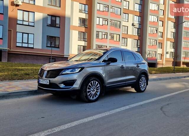 Бежевый Линкольн МКС, объемом двигателя 2 л и пробегом 75 тыс. км за 17200 $, фото 11 на Automoto.ua