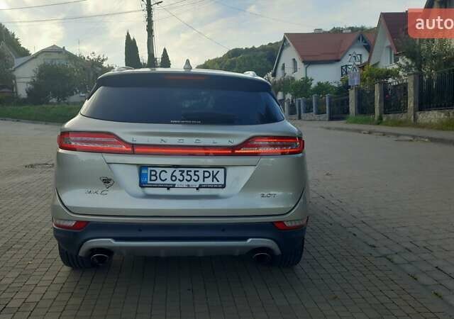 Бежевий Лінкольн МКС, об'ємом двигуна 2 л та пробігом 115 тис. км за 17500 $, фото 26 на Automoto.ua