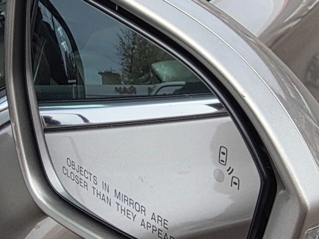 Бежевый Линкольн МКС, объемом двигателя 2 л и пробегом 88 тыс. км за 466 $, фото 7 на Automoto.ua