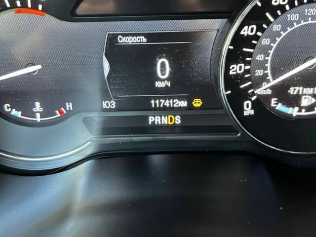 Черный Линкольн МКС, объемом двигателя 2 л и пробегом 118 тыс. км за 16000 $, фото 3 на Automoto.ua