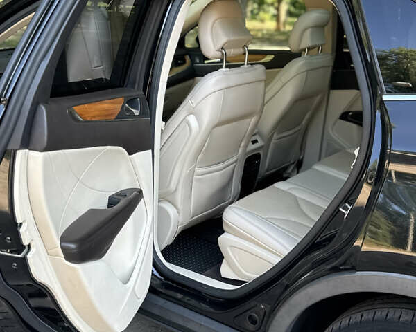 Черный Линкольн МКС, объемом двигателя 2 л и пробегом 161 тыс. км за 12500 $, фото 19 на Automoto.ua