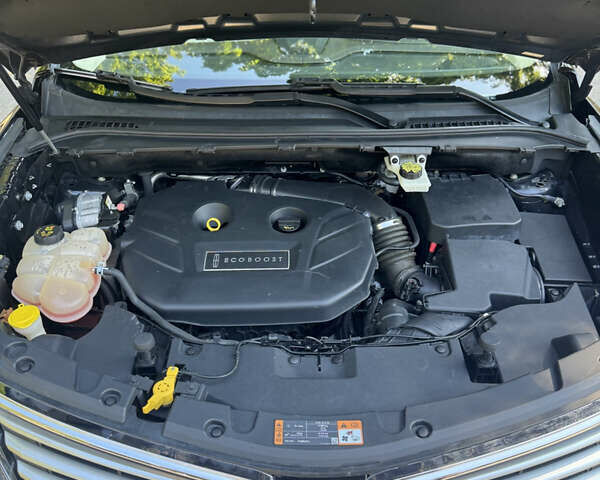 Черный Линкольн МКС, объемом двигателя 2 л и пробегом 161 тыс. км за 12500 $, фото 15 на Automoto.ua