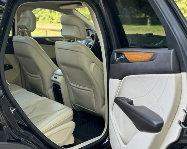 Черный Линкольн МКС, объемом двигателя 2 л и пробегом 161 тыс. км за 12500 $, фото 18 на Automoto.ua