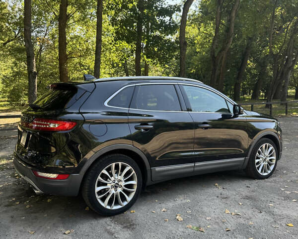 Черный Линкольн МКС, объемом двигателя 2 л и пробегом 161 тыс. км за 12500 $, фото 1 на Automoto.ua