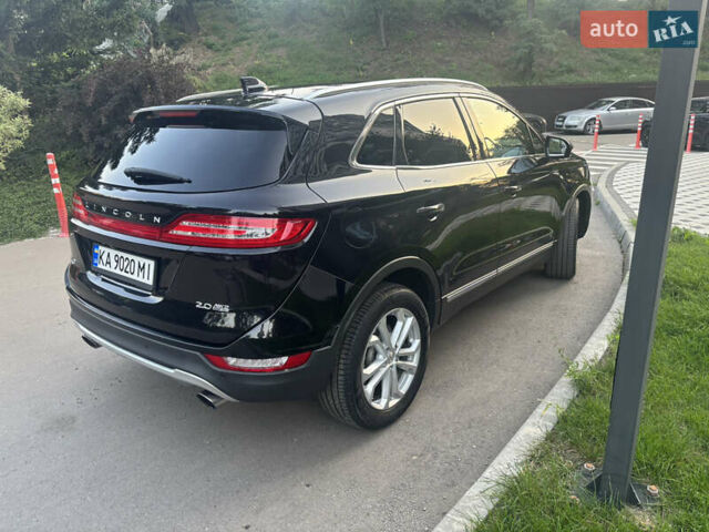 Чорний Лінкольн МКС, об'ємом двигуна 2 л та пробігом 140 тис. км за 15000 $, фото 3 на Automoto.ua