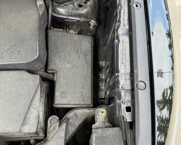 Чорний Лінкольн МКС, об'ємом двигуна 2 л та пробігом 120 тис. км за 14400 $, фото 22 на Automoto.ua