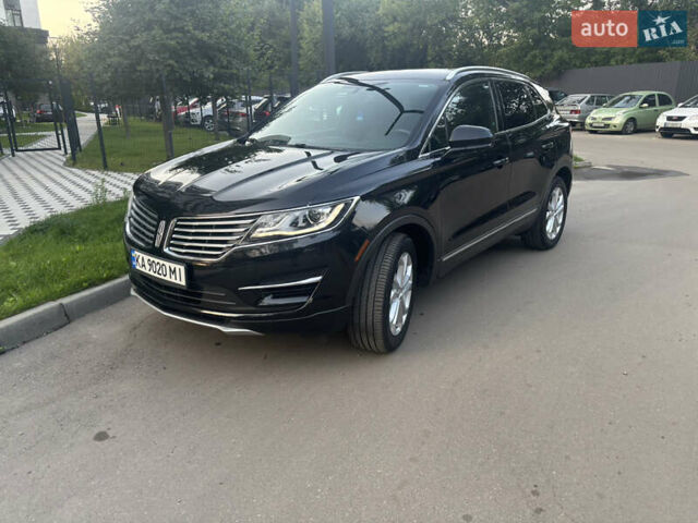 Чорний Лінкольн МКС, об'ємом двигуна 2 л та пробігом 140 тис. км за 15000 $, фото 1 на Automoto.ua