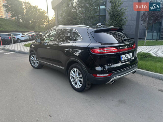 Чорний Лінкольн МКС, об'ємом двигуна 2 л та пробігом 140 тис. км за 15000 $, фото 2 на Automoto.ua