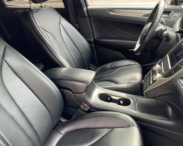 Черный Линкольн МКС, объемом двигателя 2 л и пробегом 127 тыс. км за 14600 $, фото 6 на Automoto.ua