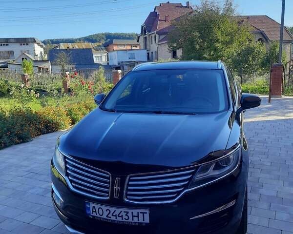 Черный Линкольн МКС, объемом двигателя 2 л и пробегом 102 тыс. км за 15000 $, фото 2 на Automoto.ua