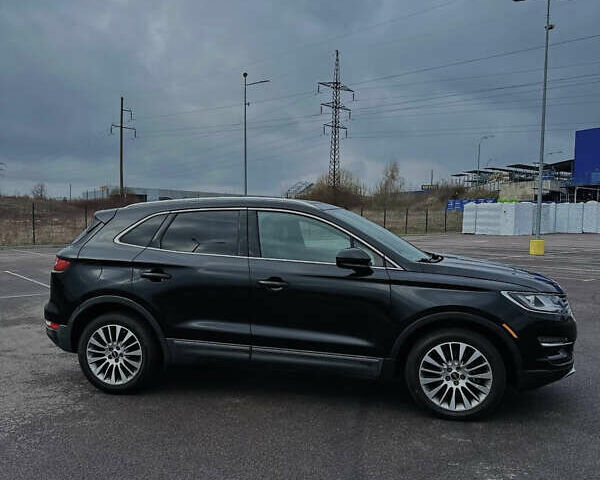 Черный Линкольн МКС, объемом двигателя 2 л и пробегом 165 тыс. км за 14500 $, фото 2 на Automoto.ua