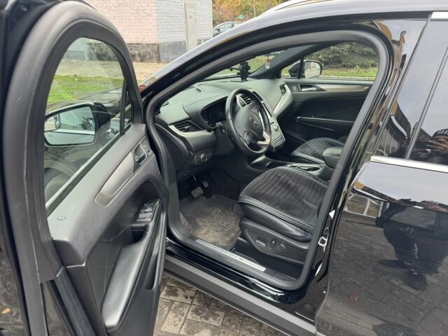 Черный Линкольн МКС, объемом двигателя 2 л и пробегом 77 тыс. км за 18000 $, фото 5 на Automoto.ua