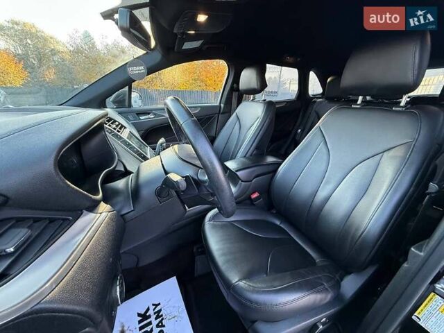 Чорний Лінкольн МКС, об'ємом двигуна 0 л та пробігом 198 тис. км за 10500 $, фото 17 на Automoto.ua