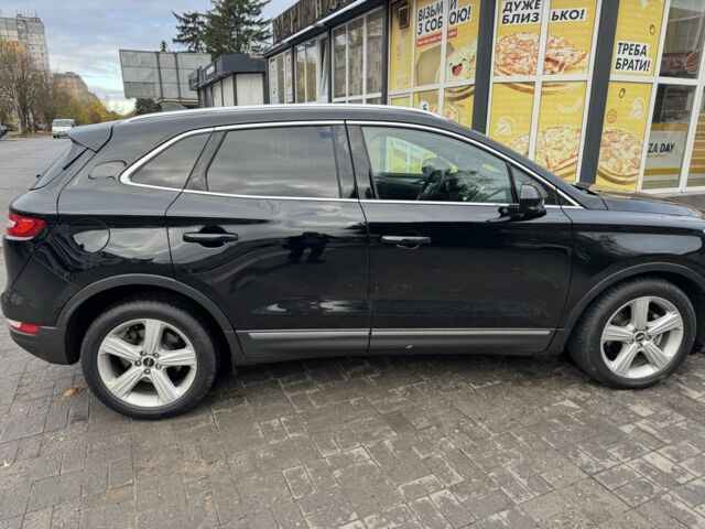 Черный Линкольн МКС, объемом двигателя 2 л и пробегом 77 тыс. км за 18000 $, фото 2 на Automoto.ua