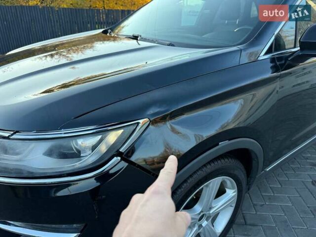 Чорний Лінкольн МКС, об'ємом двигуна 0 л та пробігом 198 тис. км за 10500 $, фото 1 на Automoto.ua